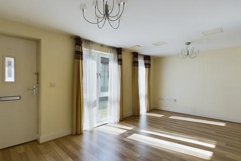 2 bedroom ground floor maisonette for sale, Pepys Court, Cambridge, Cambridgeshire