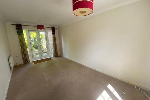 3 bedroom terraced house for sale, Kittiwake Court, Stowmarket IP14