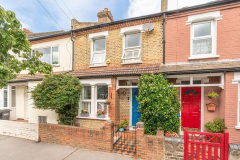 2 bedroom terraced house to rent, Kemerton Road, Croydon, CR0