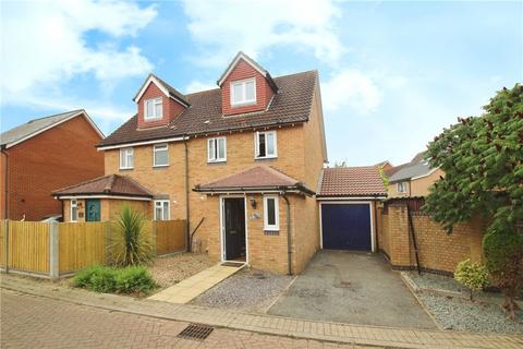 3 bedroom semi-detached house for sale, Spitfire Close, Ipswich, Suffolk