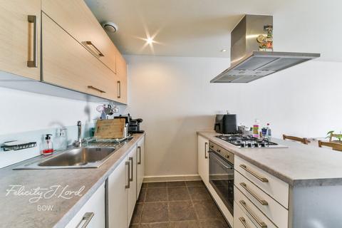 1 bedroom apartment for sale, Merchant Street, London, E3