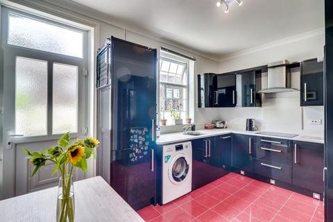 2 bedroom terraced house for sale, Salisbury Street, Calverley, Pudsey, West Yorkshire, LS28