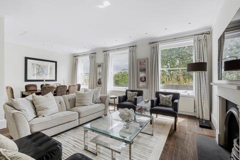 4 bedroom flat for sale, Queen's Gate Gardens, London SW7