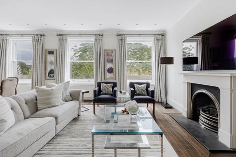 4 bedroom flat for sale, Queen's Gate Gardens, London SW7