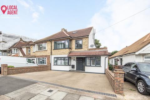 5 bedroom semi-detached house for sale, Roseacre Road, Welling, DA16