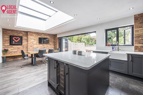 33 Roseacre Road, Welling, DA16 2AD