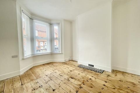92 Barton Road, Exeter, EX2 9DD