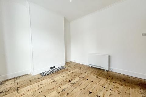 92 Barton Road, Exeter, EX2 9DD