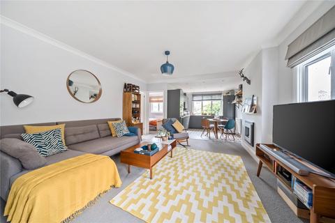 3 bedroom flat for sale, Bridge Road, East Molesey, KT8