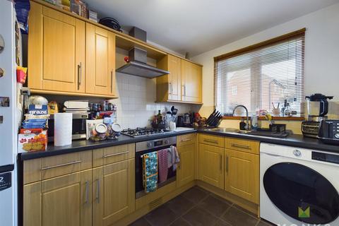 2 bedroom terraced house for sale, Cae Melin Avenue, Oswestry