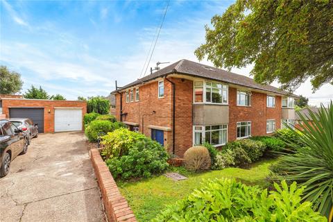 3 bedroom maisonette for sale, Hampton Court, Brandreth Road, Cardiff, CF23