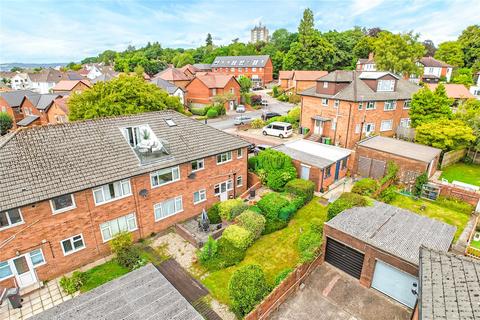 3 bedroom maisonette for sale, Hampton Court, Brandreth Road, Cardiff, CF23