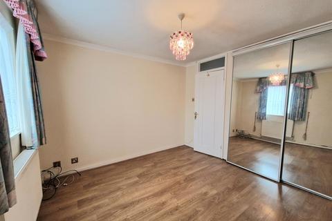 1 bedroom flat for sale, Dickens Court, Byron Road, Wembley