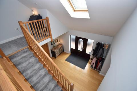 4 bedroom detached house for sale, Morfa Bychan, Porthmadog