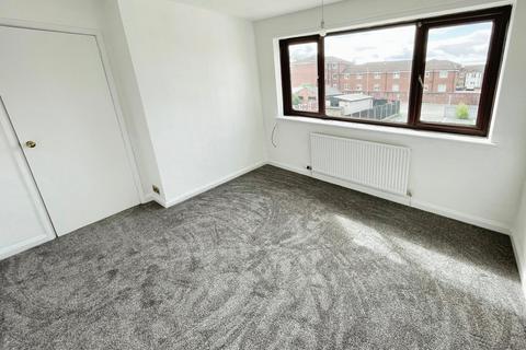 3 bedroom end of terrace house for sale, High Street, Saltney, Chester, Flintshire, CH4