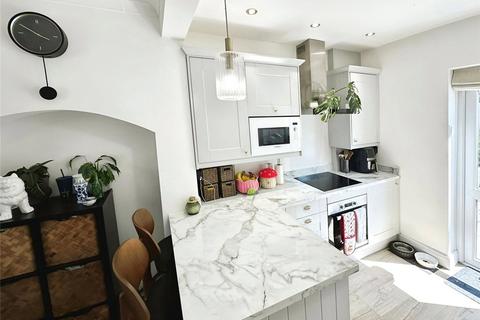 3 Ballamore Road, Bromley, BR1 5LN