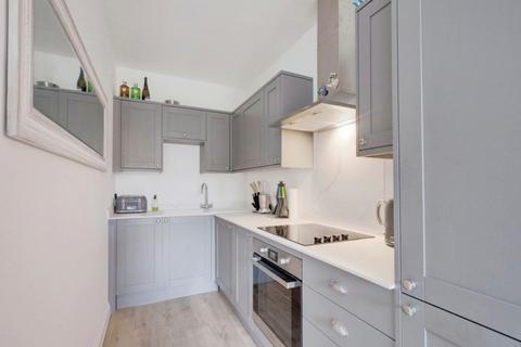 1 bedroom flat for sale, London Road, Westcliff-on-sea, SS0