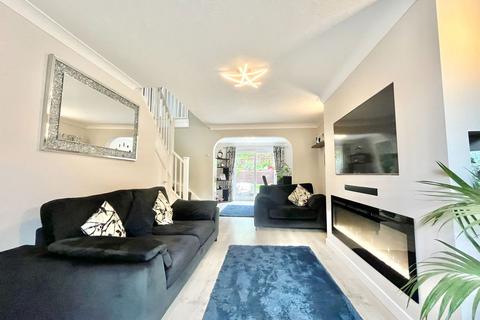7 Brecon Close, Paignton, TQ4 7GF