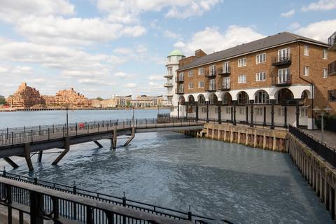 2 bedroom flat for sale, Princes Riverside Road, Rotherhithe