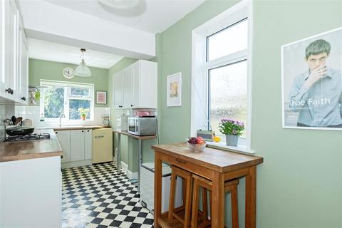 3 bedroom semi-detached house for sale, Lyndhurst Road, Worthing