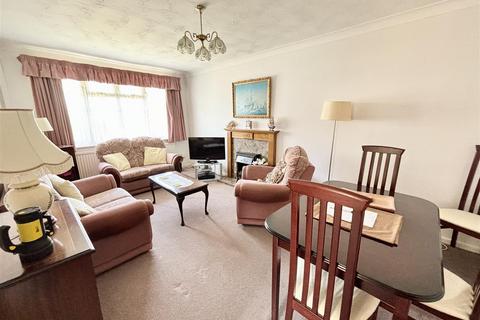 26 Hewitt Road, Poole, BH15 4QG