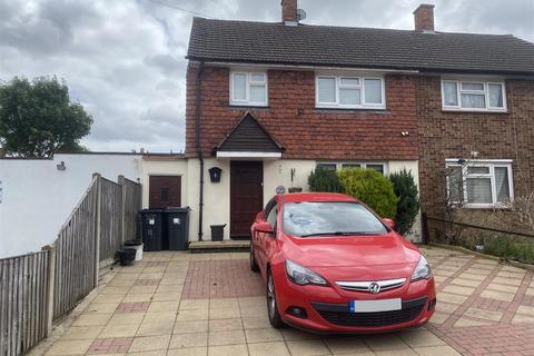 3 bedroom semi-detached house for sale, Leigh Crescent, New Addington, Croydon