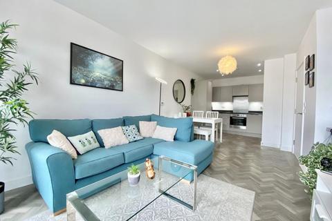 2 bedroom apartment for sale, Bluenote Apartments, Blyth Road, Hayes, UB3 1FF