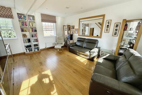 34 Amis Way, Stratford-upon-avon, CV37 7JF