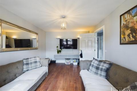7 Bay Tree Way, Basingstoke, RG21 5QG