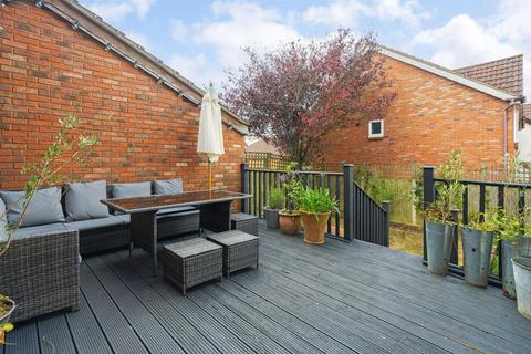 4 Badger Close, Portslade, Brighton, BN41 2EQ