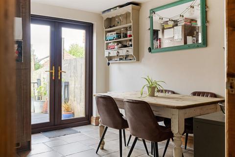 4 Badger Close, Portslade, Brighton, BN41 2EQ