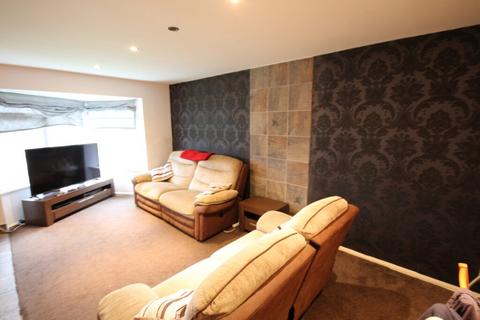 2 bedroom flat for sale, Moorfields, Scott Hall Road, Moortown, Leeds, LS17 6SJ