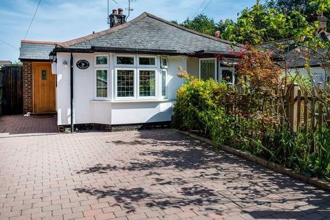 3 bedroom bungalow for sale, Rosebank Cottages, Woking, GU22