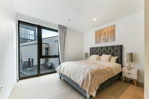 2 bedroom flat for sale, Legacy Building, Embassy Gardens, Nine Elms, SW11