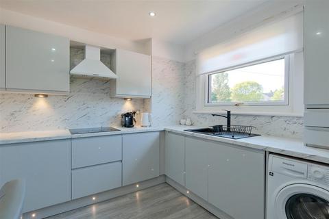 3 bedroom apartment for sale, Ferness Road, Glasgow