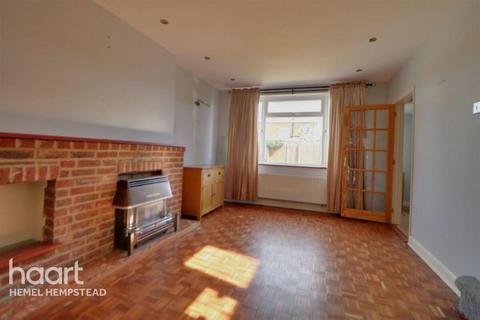 undefined, All Saints Crescent, Watford