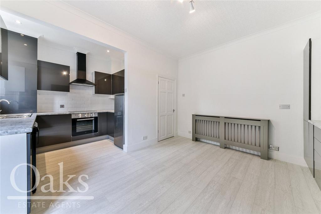 Kitchen/ Dining Area
