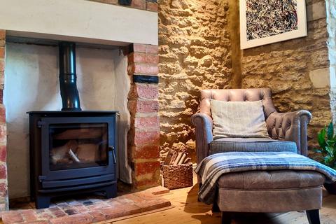 16 Main Road, Long Hanborough, Witney, OX29 8BE