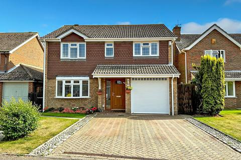 4 bedroom detached house for sale, Appletree Walk, Climping, West Sussex