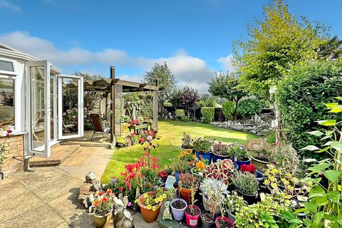 23 Apple Tree Walk, Climping, Littlehampton, BN17 5QN