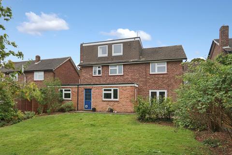 5 bedroom detached house for sale, Fairdene Road, Coulsdon