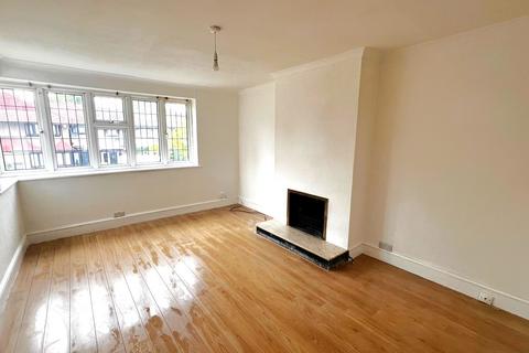 3 bedroom house to rent, Ridgeway Drive, Bromley, BR1