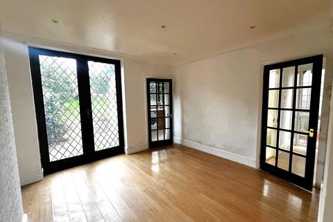 3 bedroom house to rent, Ridgeway Drive, Bromley, BR1