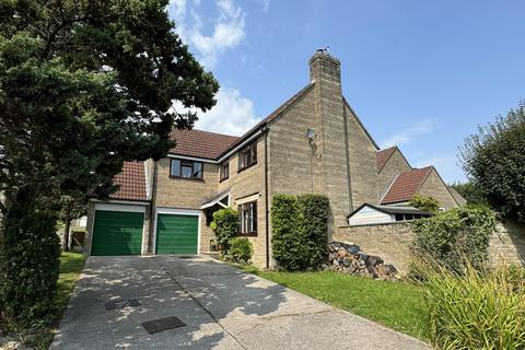 20 Greenway Close, Wincanton, BA9 9RH