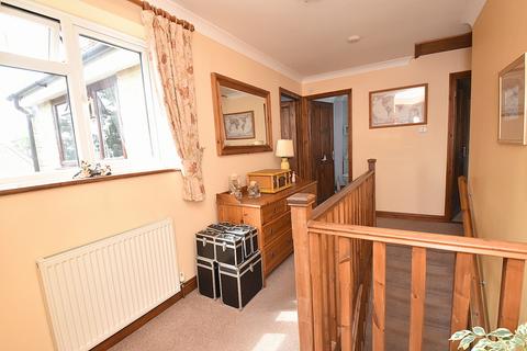 20 Greenway Close, Wincanton, BA9 9RH