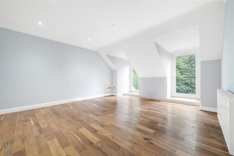 3 bedroom flat for sale, Lawn Road, Beckenham, BR3