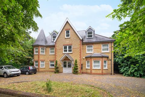 3 bedroom flat for sale, Lawn Road, Beckenham, BR3