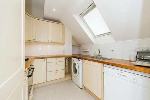 1 bedroom apartment for sale, Lakeside Gardens, Chapel Road, Ashford, Kent