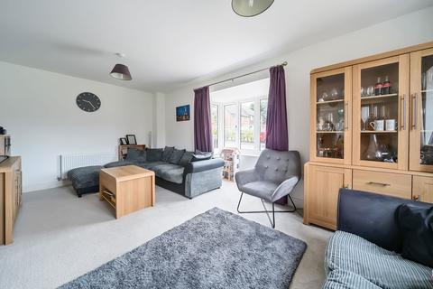 13 Broadleaf Close, Basingstoke, RG23 7FQ