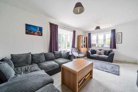 13 Broadleaf Close, Basingstoke, RG23 7FQ